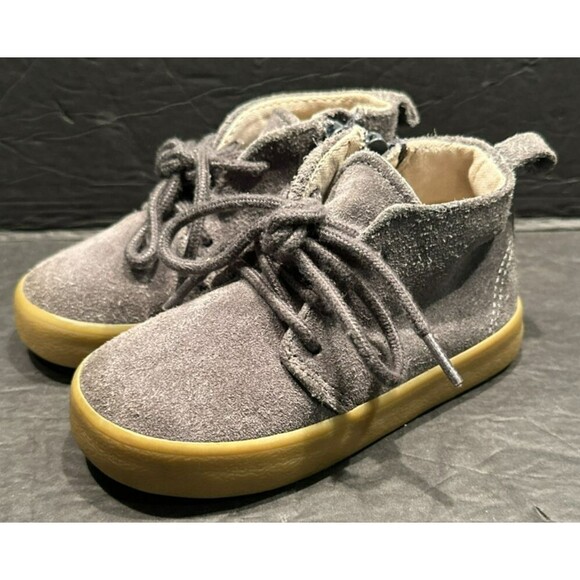 Baby Gap Gray Faux Suede Chukka Boot Sneaker Toddler Size 6 - Picture 1 of 7